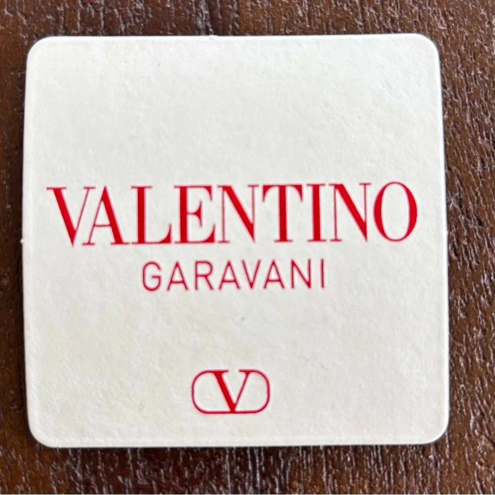 VALENTINO Unique Gunmetal Elegant Jewelry Piece - Picture 11 of 16